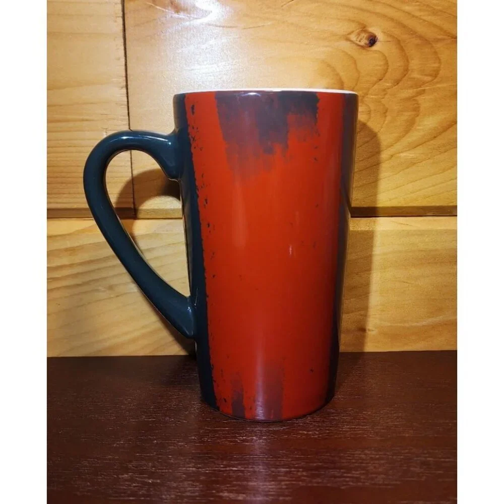 STARBUCKS 2021 Holiday Brush Strokes 16oz Tall Ceramic Coffee Mug Red/Green